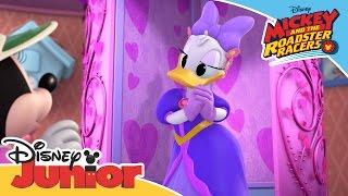 Mickey and the Roadster Racers - Daisy | Official Disney Junior Africa