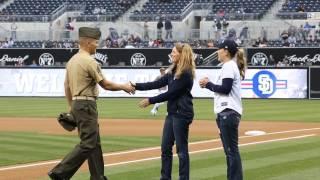 Marine proposes to girlfriend