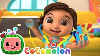 Doctor Check-Up Song (Nina's Version) | Nina's Familia | CoComelon Nursery Rhymes & Kids Songs