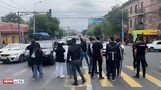 Քաղաքացիները ինքնաբուխ փակել են Տիչինայի փողոցը