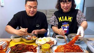 SUB) 오랜만에 실비김치 먹다가 위경련 날뻔 | Home meal (Silbi Kimchi,  Spicy Kimchi) Mukbang