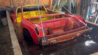 Chemical dipping a 1974 Porsche 914