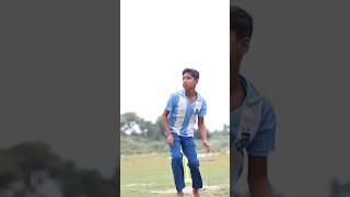 catch  chota siraj||cricket lover #cricket #ronaldo #cr7 #bowling