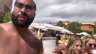 With the squad at the Wynn pool 