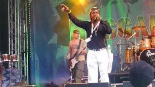 Super Black - Just like magic (live at reggae jam)