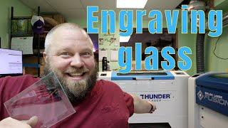 Engraving glass with a THUNDER laser