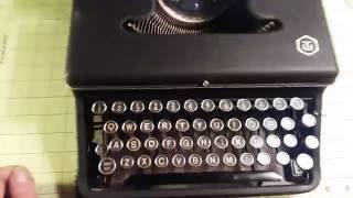 1949 Torpedo 18 portable typewriter