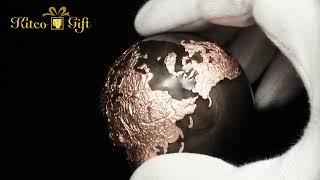 Монета-планета Земля - переможець міжнародного конкурсу "Монета року" (COTY, Coin of the Year)