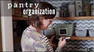 Pantry Organization - Cleaning Up the Farmhouse!