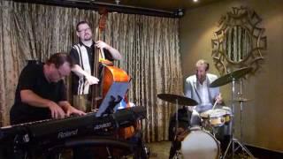 161016 Stu Shelton Trio at The Wine Loft #2 w/ James Martin on Drums