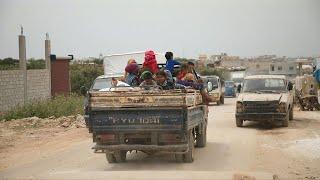 Syrians flee regime shelling on Hama and Idlib provinces