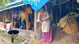 This is Himalayan Nepali village life|| Naturally And Beautiful Himalayan Rainy Season lifestyle