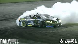 Formula Drift Orlando - Chelsea DeNofa vs Vaughn Gittin Jr. INSANE TANDEM