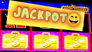 Handpay Jackpots Lightning Link slot machine casino