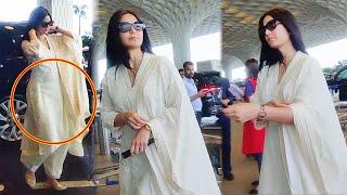 Pregnant Katrina Kaif Baby Bump Visible at Airport