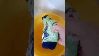 Обязательно стираю готовое изделие с вышивкой. #вязание #вязаниеспицами #интарсия