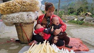 Mother with two children - Going to make popcorn and rice to sell at the market | Quan Van Truong