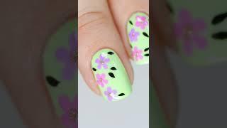 Let them have florals ️ #nailart #nail #flowernails