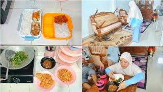 BURU2 BEBERES DAN MASAK MUMPUNG PAKSU LAGI DILUAR. MASIH EDISI CUTI. MASAK BEKAL DAN MAKAN SIANG