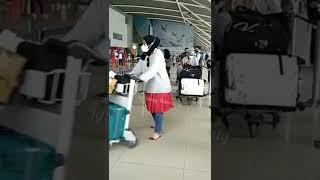 Selfi Lida Di Bandara Sudah Mau Berangkat!!