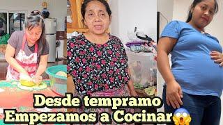 Llego Liz Mi Mamá Asi La Recibe Feliz ya No pudimos sorprenderlaEmpezamos Hacer L Comida parte 1/11