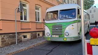 Oldtimer DDR Bus im Einsatz