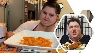 Battle of the train wrecks: Amberlynn vs. Foodie Beauty