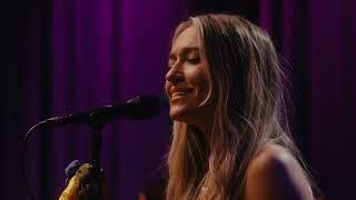 Lauren Daigle - You Are So Beautiful (Live Acoustic Performance)