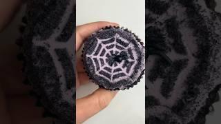 DIY edible glitter! One of my fav baking hacks. Full tutorial is on the blog 