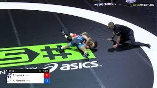 Helen Maroulis hits a DIRTY 4-pointer 