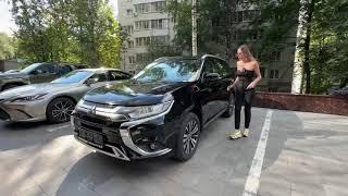 Черные Mitsubishi Outlander.  Лиса рулит