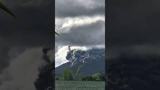 Mt. Kanlaon eruption captured during school classes in Negros Occidental, Philippines