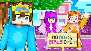 I Went UNDERCOVER In A GIRLS ONLY Server!
