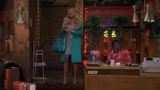 2 Broke Girls: Sophie's "Hey Everybody!" Entrance