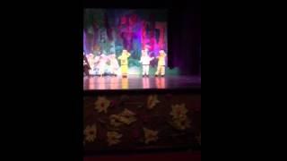 Manya jain first stage performance !!