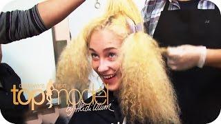 Kiki: "Bekomme ich babyblaue Haare?" | Germany's next Topmodel 2015 | ProSieben