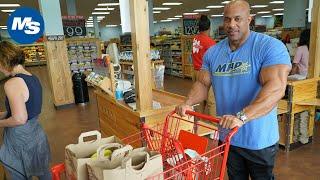 Grocery Shopping with Pro Bodybuilders | Victor Martinez’s Grocery Run