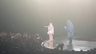 Katy Perry with Thai Fan (Super Funny!) - WITNESS: The Tour 2018 Bangkok
