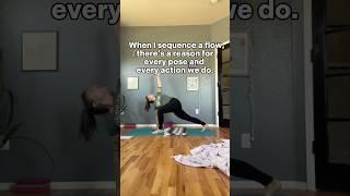 I’m a yoga teacher who believes in INTENTIONAL sequencing #creativeflow #yogasequence #dailyyoga