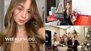 weekly vlog | what i got for christmas, home for holidays, wrapping gifts, & quick singapore trip