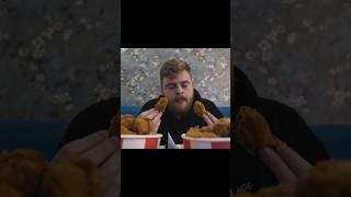 RoomFactoryy КОРОЧЕ ГОВОРЯ ЗАКАЗАЛИ ВСЕ МЕНЮ ИЗ KFC 100 000 КАЛОИЙ ЗА 24 ЧАСА