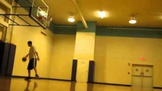 6'1" Ezra Yao does 360 windmills, reverse pumps, elbow dunks.