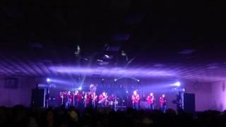Los Shakas De La Banda   La Plebilla