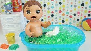 BABY ALIVE MENINO BANHO DIVERTIDO NA BANHEIRA DE ORBEEZ VERDE MEU PRIMEIRO FILHO LUCAS BABY DOLL