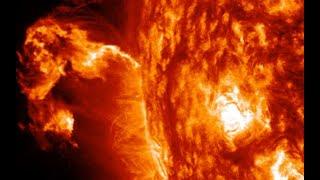 Eruptions Continue, Solar Watch, Superflare Potential | S0 News Jun.22.2024