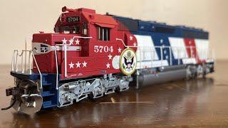 ATSF Bicentennial SD45-2 (Athearn Genesis) Review