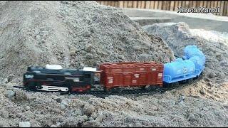 Railking Steam Locomotive Model in Action 04