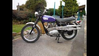 Triumph T100C discussed and ridden after clutch repair and fitting of new ignition points.