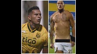 Soccer Star Raúl Bobadilla Exposes Himself!