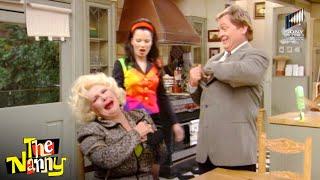 Fran’s Life on Film & Maggie Stunned by Photos of Max and Fran | The Nanny